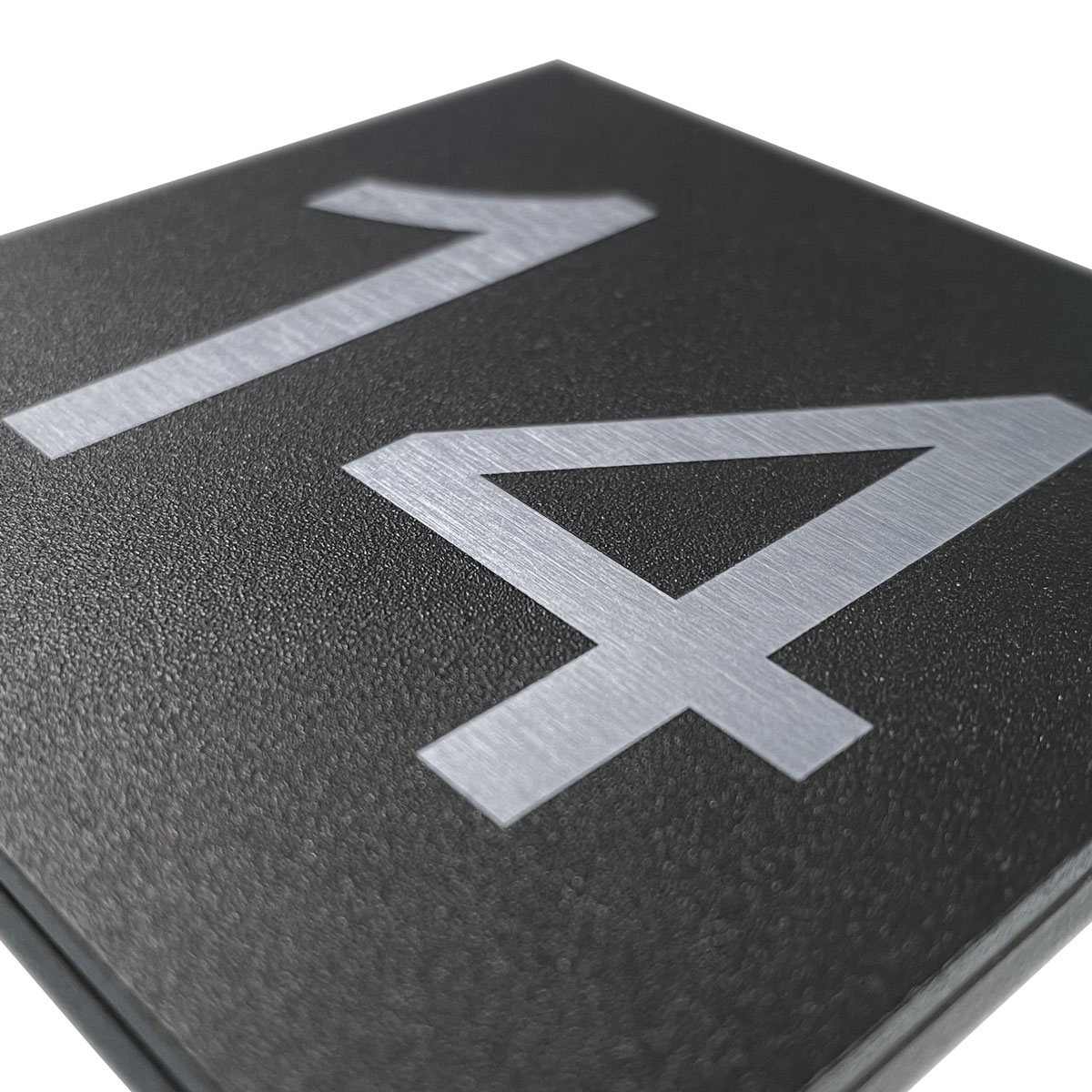 Design Standbriefkasten GOETHE ST-Q - RAL nach Wahl Design Standbriefkasten GOETHE ST-Q - RAL nach Wahl